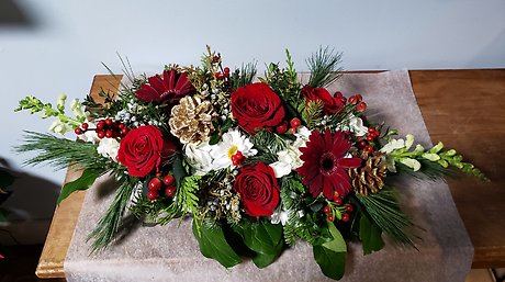 Christmas Cheer Centerpiece