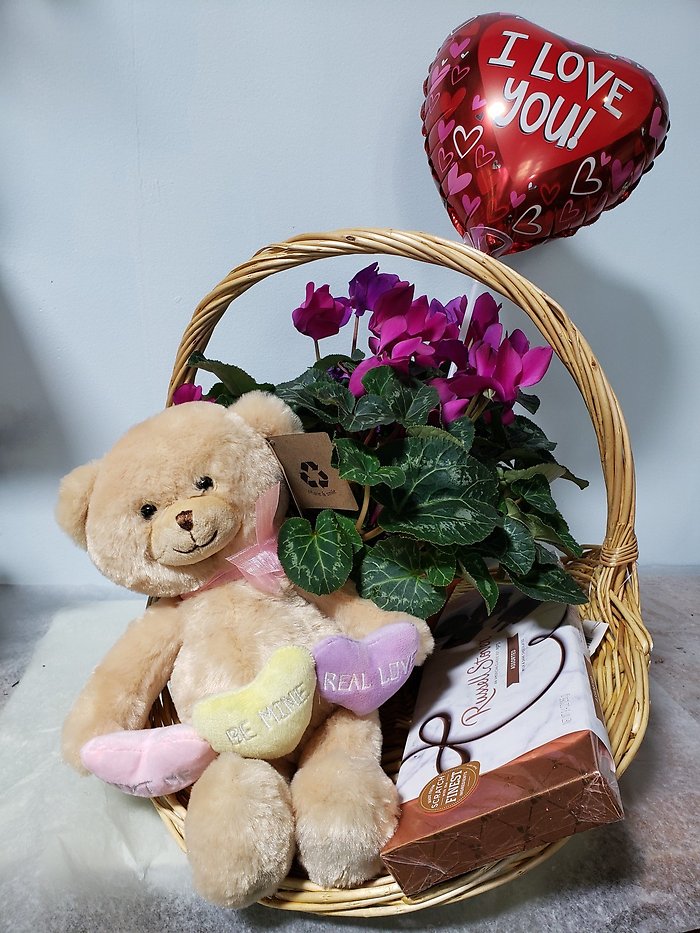 Beary Blooms Basket